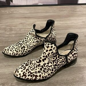 Senso animal print ankle booties 37